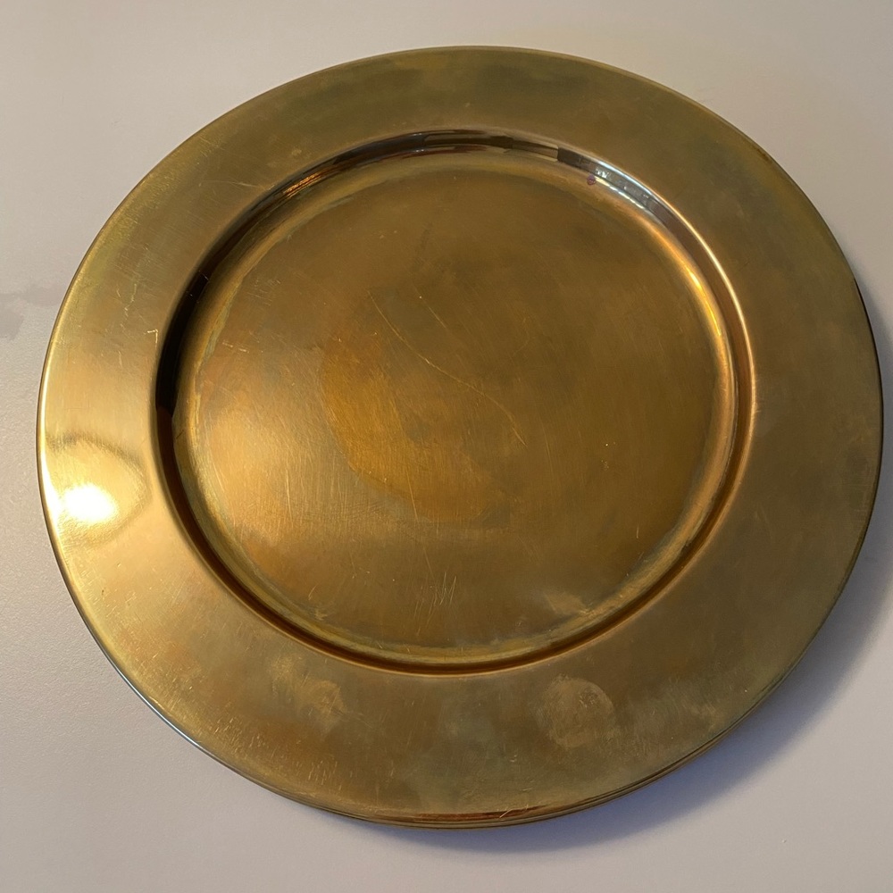 Vintage gold plates